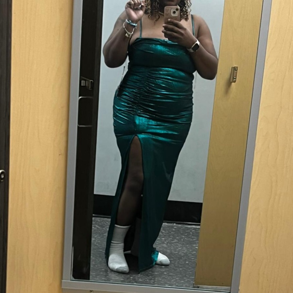 Green sequins gown size 14
